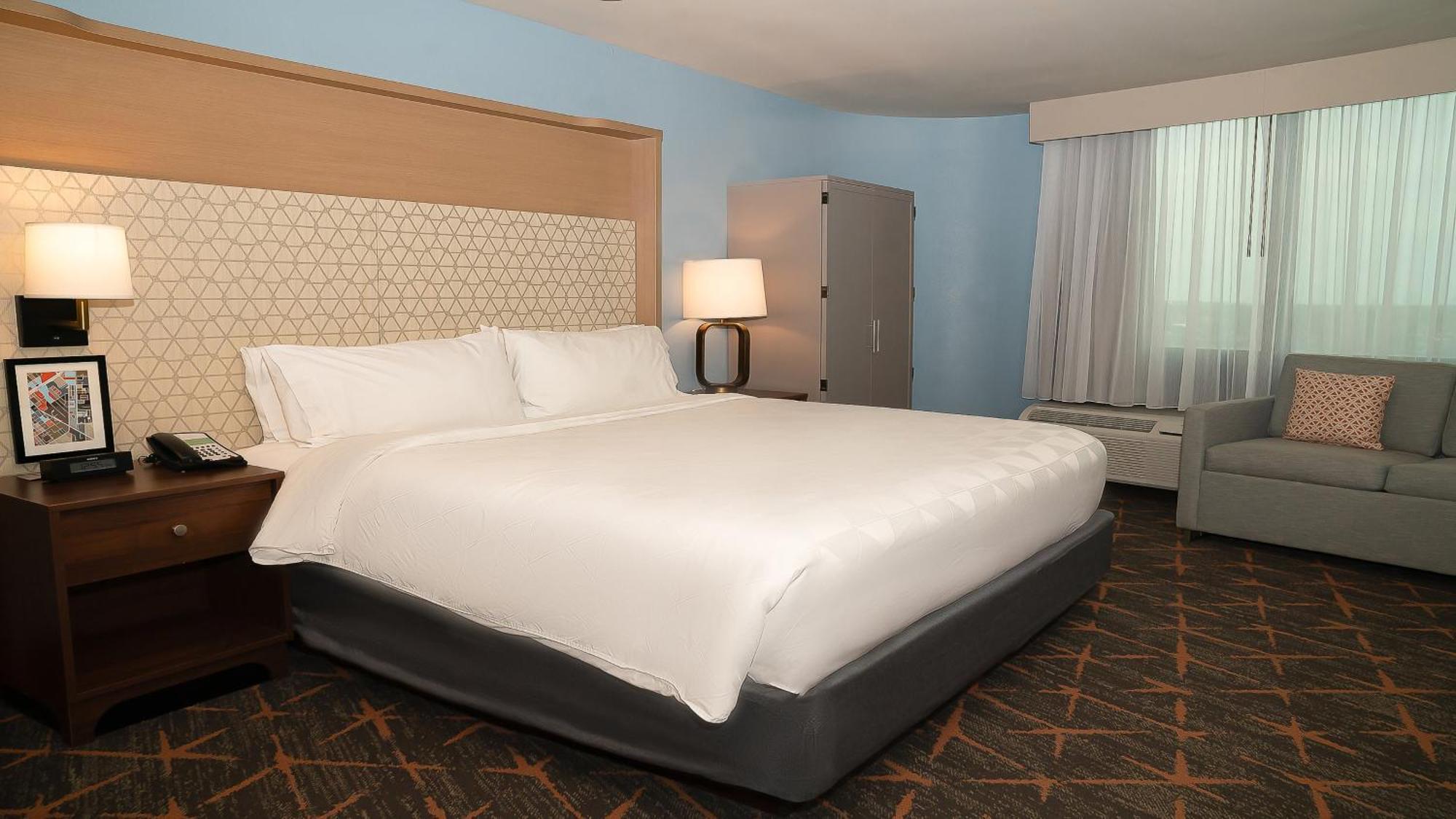 Hotel Holiday New Orleans West Bank Tower By Ihg Gretna