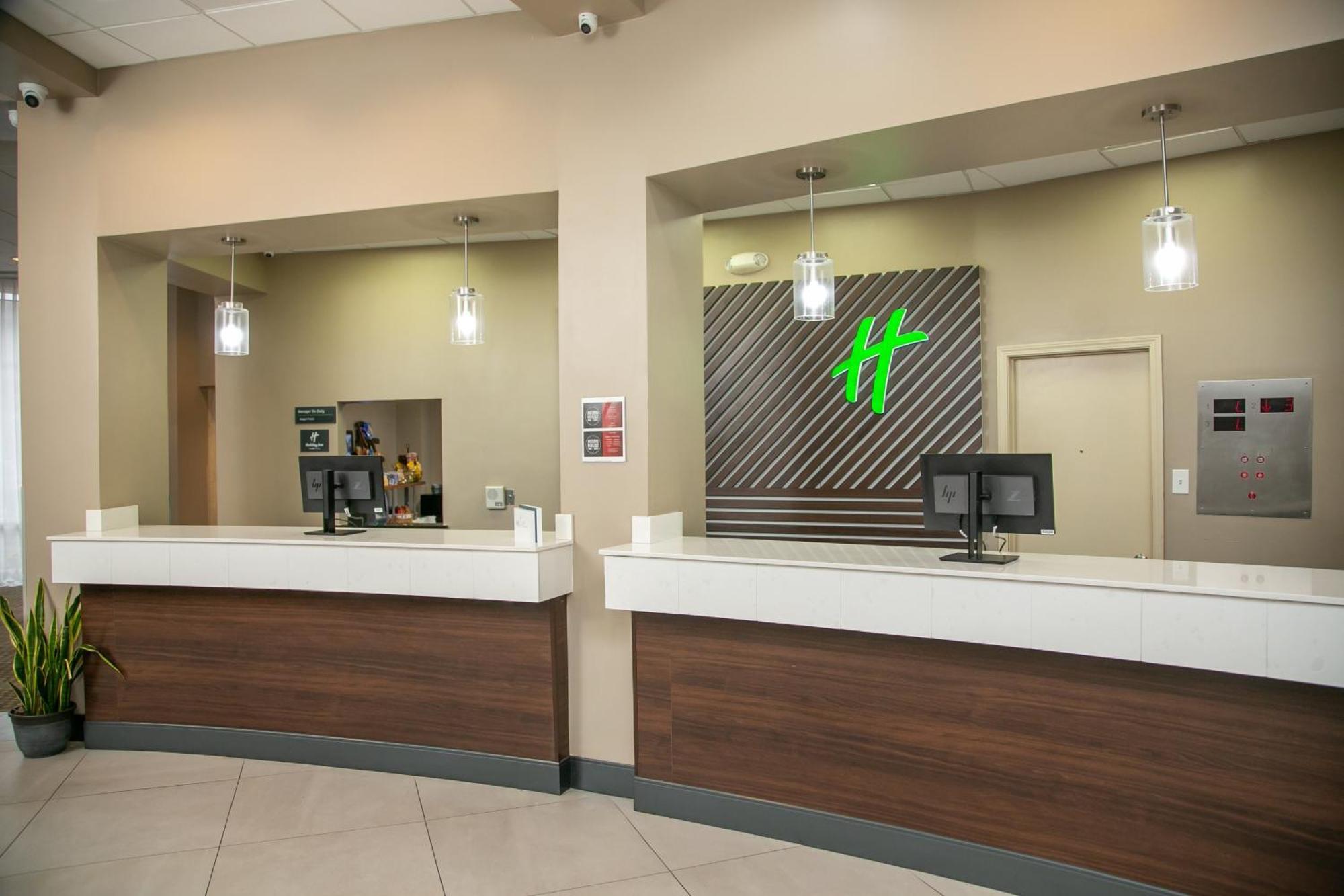 Holiday New Orleans West Bank Tower By Ihg 3* Gretna